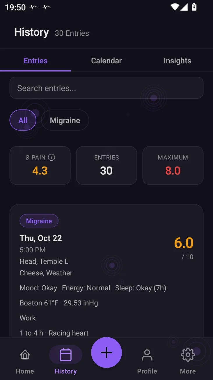History in the app: average, number of entries and maximum, below a migraine entry with head and left temple, triggers cheese and weather, wellbeing, weather and duration, sample data